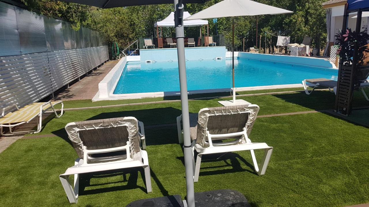 Villa Cortijo San José Sevilla Exterior foto